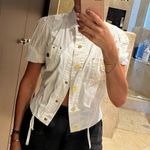 White Short Sleeve Button Photo 4