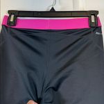 Nike  Pro Dri-Fit Black Hot Pink Capri Leggings Size Med EUC #5870 Photo 3