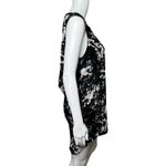 Vera Wang Simply Vera  Shirt‎ Womens Large Black Pink Floral Flowers Dark Casual Photo 1