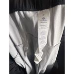Lululemon  On The Fly Pant
Sea Spray Alpine White Dark Chrome Size 8 Jogger Photo 8
