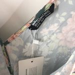 Bloomchic  Womens V-Neck Blouse Floral Short Sleeve Elastic Hem Green Pink 14-16 Photo 2