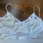 Victoria's Secret victoria’s Secret Cropped Lace Cami Size small Photo 2