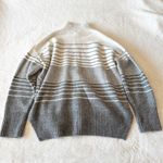 Vera Wang Simply  Ombré Turtleneck Sweater - Grey & White - Large Photo 7