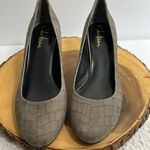 Cole Haan , Nike Air, Classy, light Brown Leather Basket Weave Pumps Size 8 1/2. Photo 7