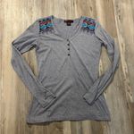 Rock & Roll Cowgirl  size large long sleeve shirt with embroidered details Photo 6