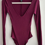 Forever 21 Ribbed V-Neck Long Sleeve Bodysuit, Burgundy/Wine, Size Medium Photo 0