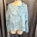 Lulus Sweatshirt Photo 0