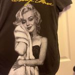 Marilyn Monroe Women’s XL Black  T shirt Photo 1