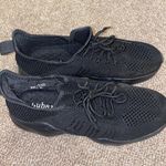 Amazon Plain Black  shoes Photo 0
