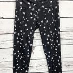 Onzie Bird Novelty Graphic Print Cropped Leggings: Black & White Photo 2