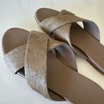 Jenni Kayne Ash Grey Pony Hair Crossover EU 37 US 7 Casual Flat Sandals Shoes Photo 2