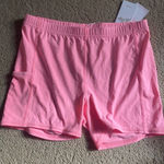 Lilly Pulitzer NWT  luxletic shorts xs Photo 0