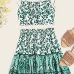 SheIn Crop Top and Skirt Set Photo 0