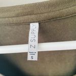 Z Supply  Suede V-Neck Tee Shirt Green Sz Small Photo 3