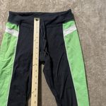 Lululemon  Leggings Womens Sz 6 S Wunder Under Crop Reversible Black Green Capri Photo 3