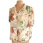 Alfred Dunner Vintage Top Short Sleeved Crinkled Fabric Tonal Tan Flower Detail Photo 2