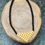 Vintage 90s yellow check abstract enamel beaded necklace Photo 0