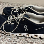 OnCloud Cloud Sneakers Navy White Men’s Size 7.5, Women 9 Blue Photo 0