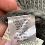 Urban Outfitters Gray Chunky Knit Pompom Scarf New with tag W-110 Photo 3