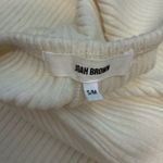 Joah Brown  Shorts! Photo 2