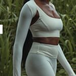 Ivory Bodyline Bolero with Thumbholes Photo 5