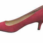 Attention Red Suede Pumps Photo 4