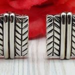 Great Silver Tone Textured Square Clip On Earrings Etched Mirrored CUTE .75" Photo 0