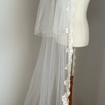 Vintage Lace Wedding Dress Veil White Photo 0