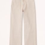 Abercrombie & Fitch Women's Beige Jeans Photo 1