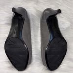 Life Stride  Grey Heels. In a size 6.5. Photo 2