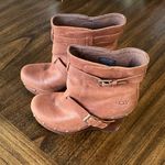 UGG Womens  Taryn Brown Leather Wedge Heeled Ankle Booties Boots size 7 Photo 2