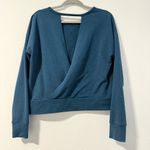 Nike Yoga Women Long Sleeve Cut Out Back Sweatshirt Size M Photo 3