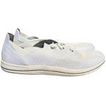 Clarks  Cloud Steppers Breeze Ave women's‎ Size 7 white Comfort Minimalist Photo 2