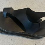 Black Sandals man made leather size 39, Velcro enclosure, NWOT Photo 3