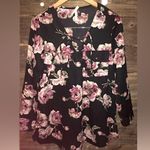 Live 4 Truth  light weight floral top with cross cross tie neck Sz Sm & fits med Photo 5