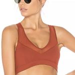 Alo Yoga   Entice Sports Bra in Amber Size Small Photo 0