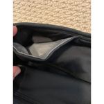 Brooks Venture Athletic Workout Capri size medium black, nwt $98 MSRP Photo 6