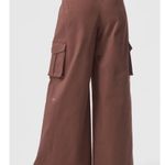 Alo Yoga Show Off Cargo Wide Leg Trouser Chestnut S Photo 1