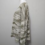 American Eagle  Olive Camo Vneck Relaxed Fit Waffle Knit Thermal Top Size Medium Photo 2