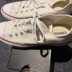 Converse   All Star Low Top Ox Sneakers ‎ Women - Optical White (size 8 US) Photo 3