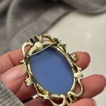Vintage Charm Gerry’s blue and white vintage cameo Brooch Pins Photo 3