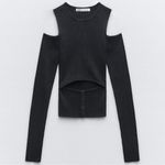ZARA  Charcoal Ribbed Knit Sweater With Cutout Size Small NWT Photo 3