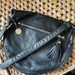 Lulu beautiful vegan leather tassel saddle crossbody bag Black Photo 0