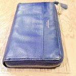 Isaac Mizrahi Women's Leather Wallet Navy Blue Zip Up Photo 1