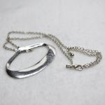 Source Unknown Fashionable Eyecatching Silver Tone Oval Pendant Statement Casual Necklace Photo 2