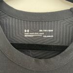 Under Armour  Loose Long Sleeve Workout T-shirt Photo 2