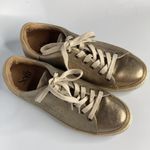 Sofft‎ Adriana gold sneakers size 8 Photo 1