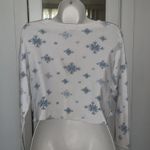 Forever 21  Snowflake Print Long Sleeve Photo 1