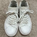 on cloud Rogers Photo 2