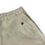 Gloria Vanderbilt Gloria‎ Vanderbilt Knee Length Capris Rounded Hem Button Pockets Women’s 10 NWOT Photo 4